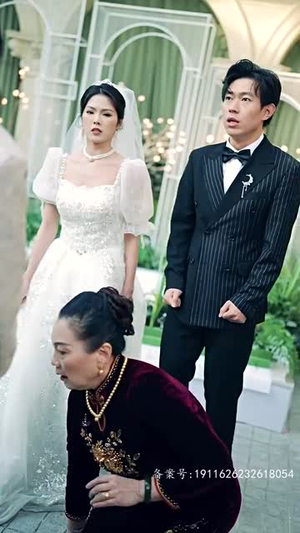 离婚后，五位爸爸来给我撑腰（离婚后五位爸爸来给我撑腰）短剧上头又好看