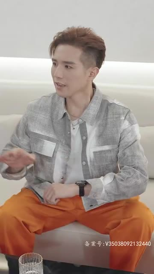 热辣滚烫之华丽变身（85集）小短剧推荐