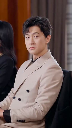 长跑八年她奔向白月光（103集）短剧精彩绝伦